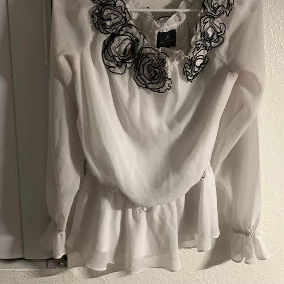 Andrianna papell blouse size small belt is missing - Picture 1 of 3